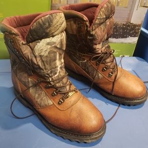 BOOTS.  Cabelas.  Men's. Hunting. Size 12EE